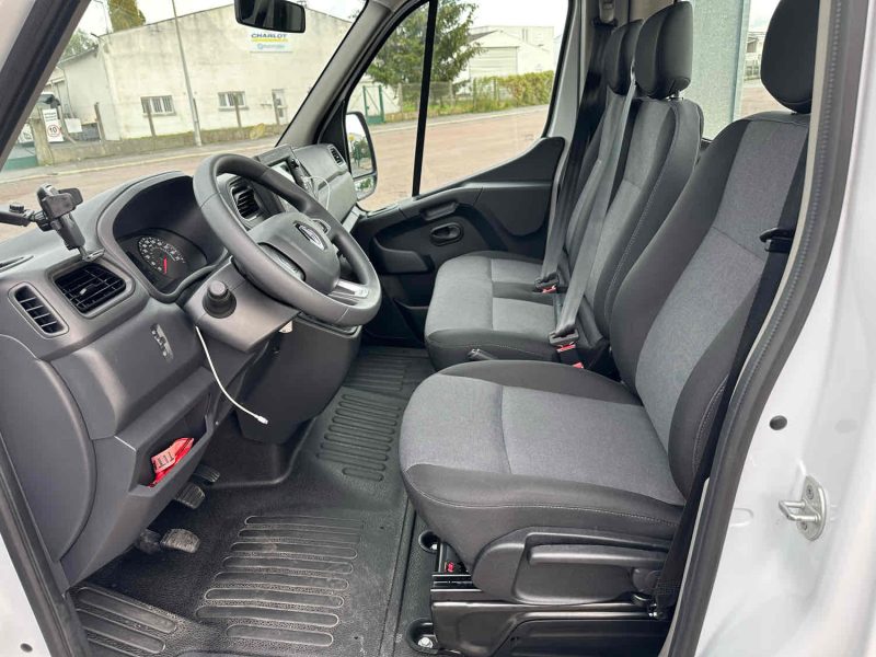 Renault Master Porte Voiture 2.3 dci 145 euro vi confort