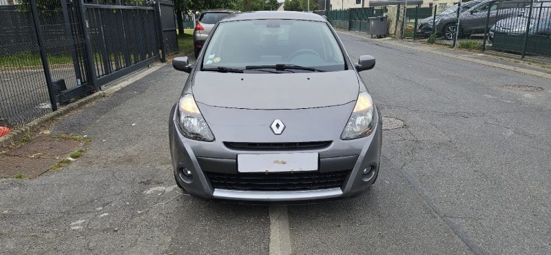 RENAULT CLIO III 