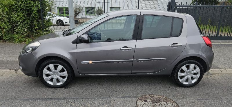 RENAULT CLIO III 