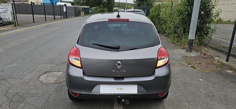 RENAULT CLIO III 