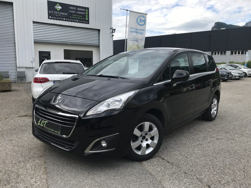 PEUGEOT 5008 ph2 - 1.6 bluehdi 120cv EAT6 BVA 7PLACES - GARANTIE 6 MOIS