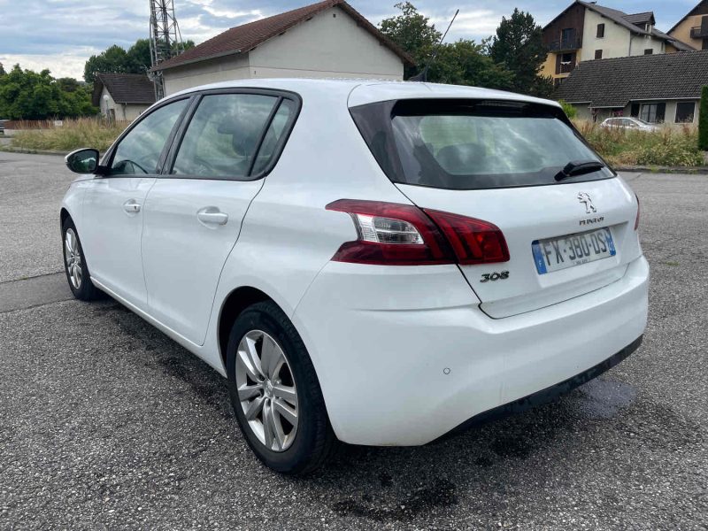 PEUGEOT 308 Phase 2 du 02/2021 version cockpit 110cv