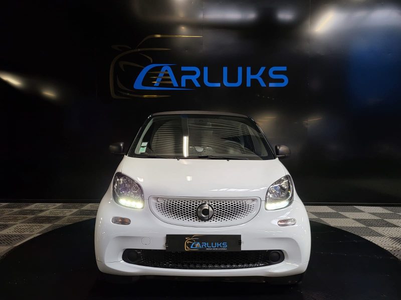 SMART FORTWO (453) 1.0 i 71cv S&S COUPE TWINAMIC PASSION BOITE AUTO / LIMITEUR REGULATEUR / BI-COLOR