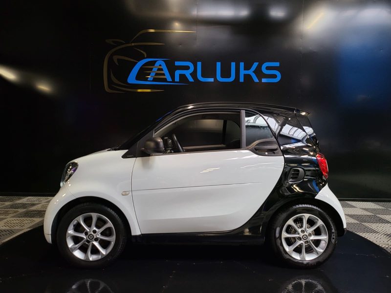 SMART FORTWO (453) 1.0 i 71cv S&S COUPE TWINAMIC PASSION BOITE AUTO / LIMITEUR REGULATEUR / BI-COLOR