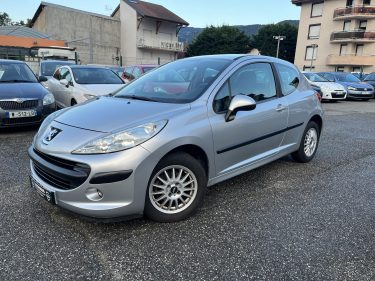 PEUGEOT 207 1.4i 90CV TRENDY