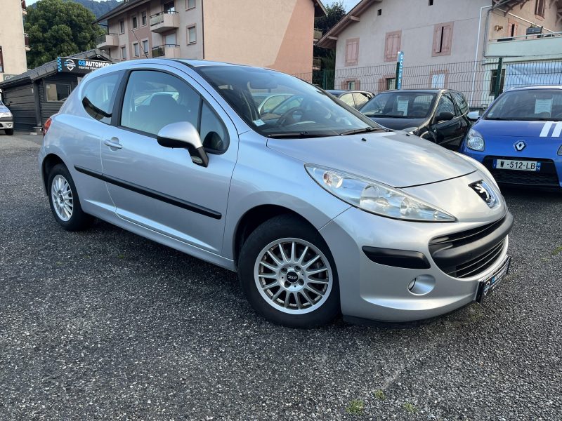 PEUGEOT 207 1.4i 90CV TRENDY