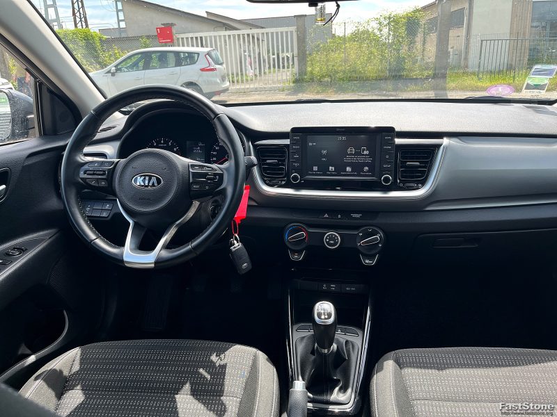 KIA STONIC 2019