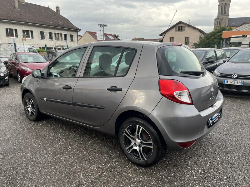 RENAULT CLIO III 1.2i 75 CV AUTHENTIQUE