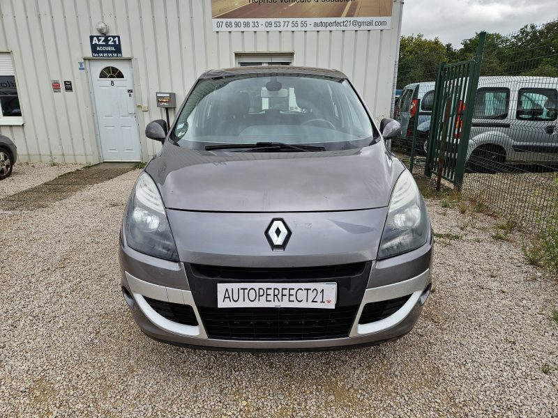 RENAULT SCENIC III 2010