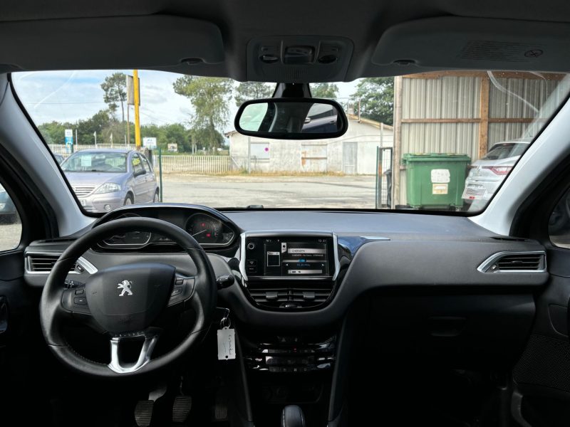 PEUGEOT 208 ALLURE 2012