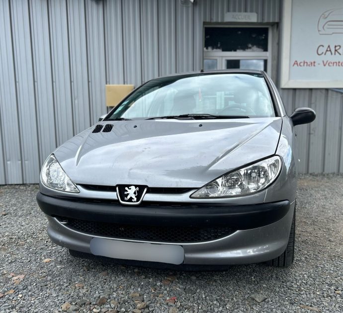 PEUGEOT 206 2003