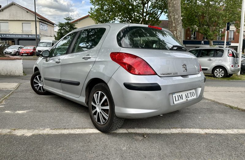 PEUGEOT 308 2009