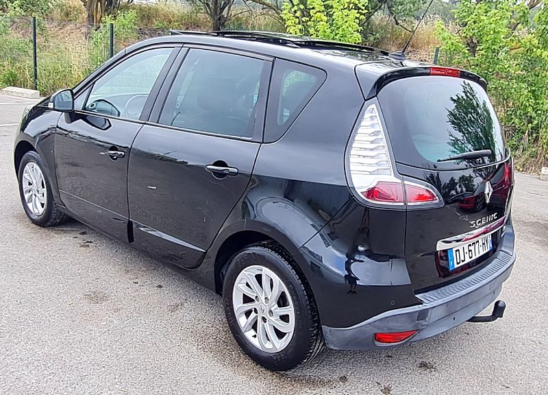 RENAULT SCENIC III 2014  1er main