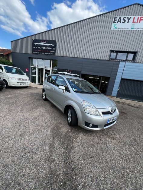 TOYOTA COROLLA Verso  2.2 D-4D 136cv