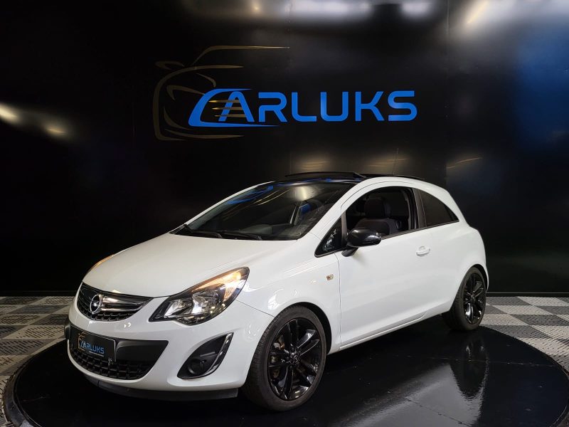 OPEL CORSA D 1.4 TURBO 120cv COSMO PACK BLACK EDITION S&S TOIT OUVRANT / GPS / RADARS DE RECUL