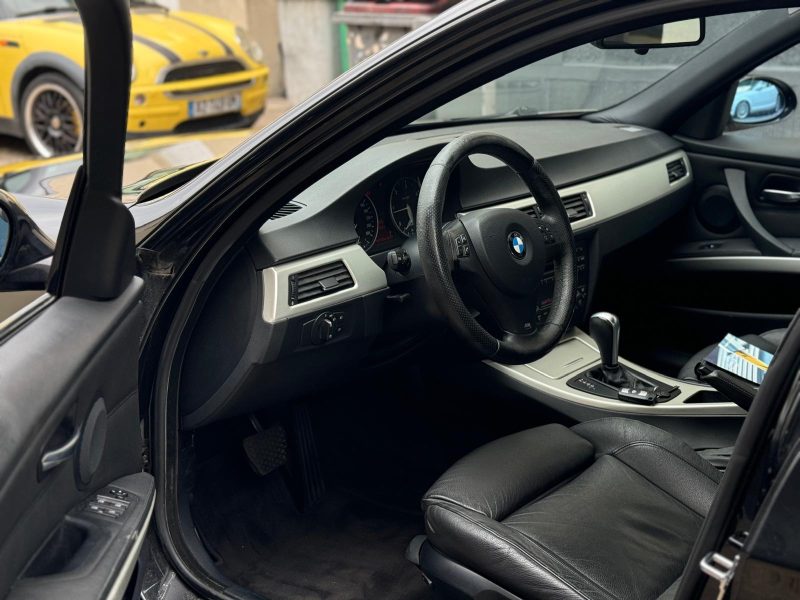 BMW SERIE 3 320 D PACK M BOITE AUTOMATIQUE PAYER EN 4X