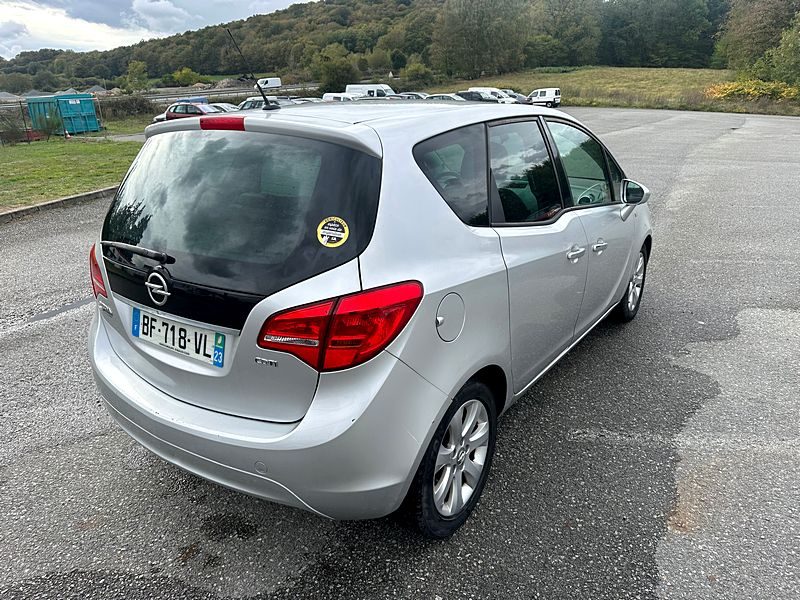 OPEL MERIVA B Monospace 2011