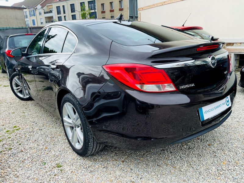 OPEL INSIGNIA  2012