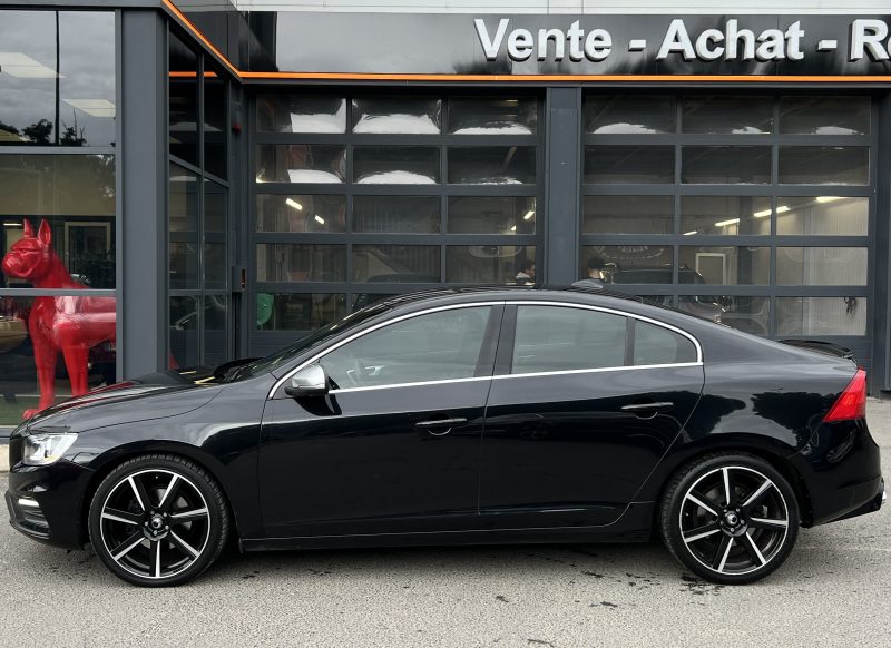 VOLVO S60 II D4 R-DESIGN SPORT 2.0 5 CYLINDRES 163 Cv BOITE AUTO / EXCELLENT ETAT - GARANTIE 1 AN