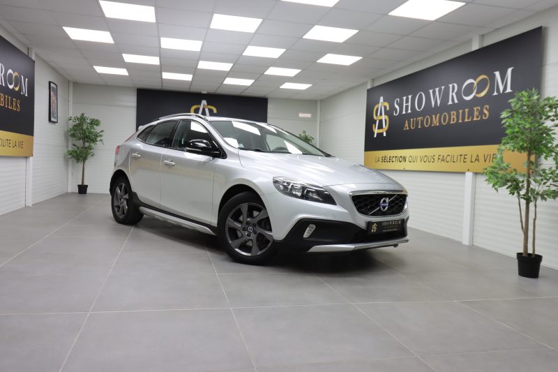 VOLVO V40 Cross Country 2015