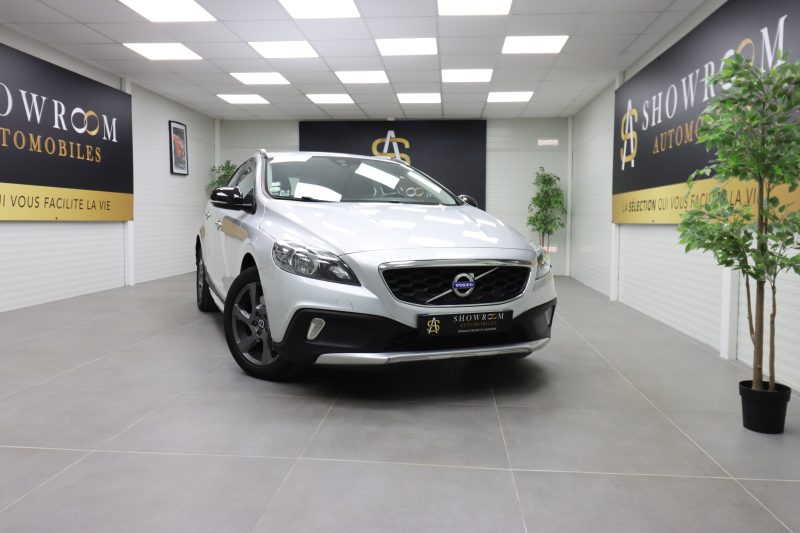 VOLVO V40 Cross Country 2015