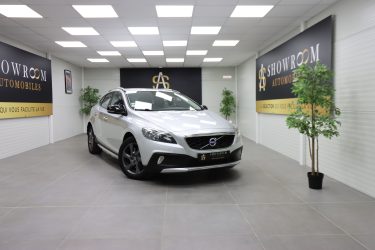 VOLVO V40 Cross Country 2015