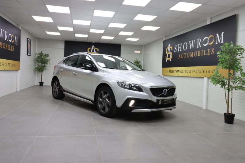 VOLVO V40 Cross Country 2015