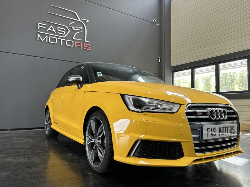 AUDI S1 2014