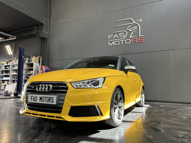 AUDI S1 2014