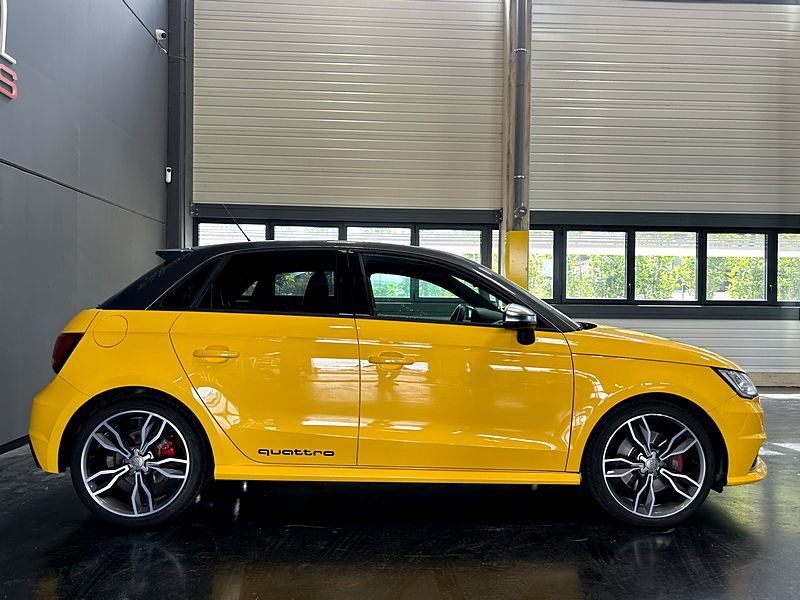 AUDI S1 2014