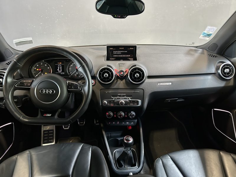 AUDI S1 2014