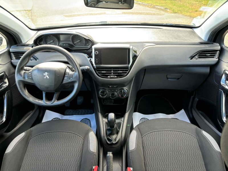 PEUGEOT 208 I 2015