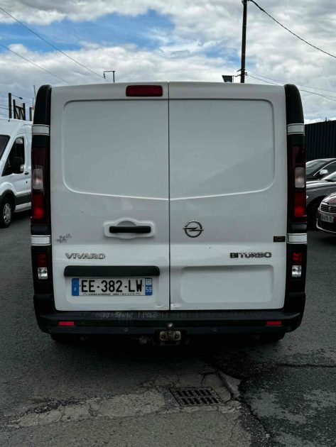 OPEL VIVARO 120 CV