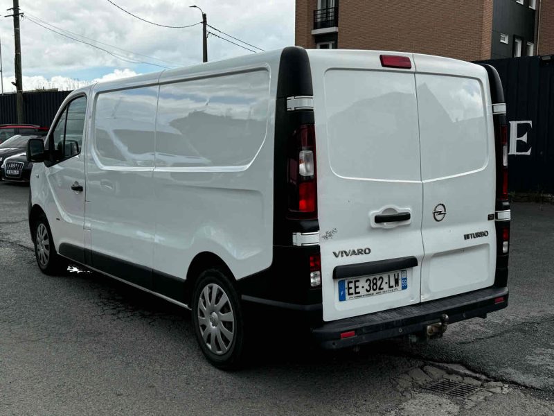 OPEL VIVARO 120 CV