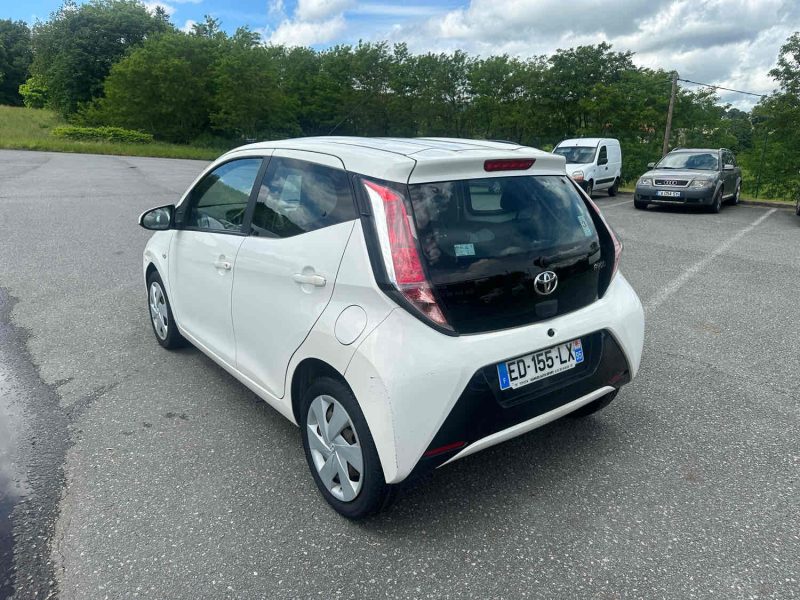 TOYOTA AYGO 2016