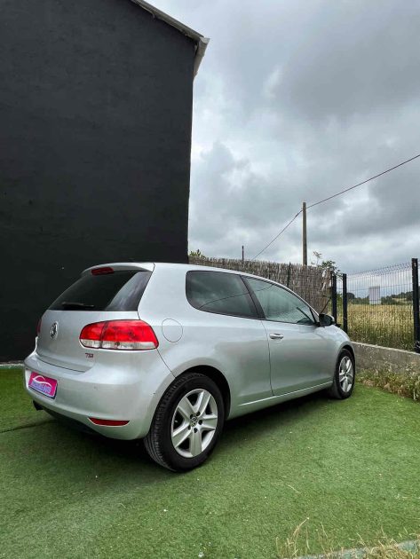 VOLKSWAGEN GOLF VI 2010