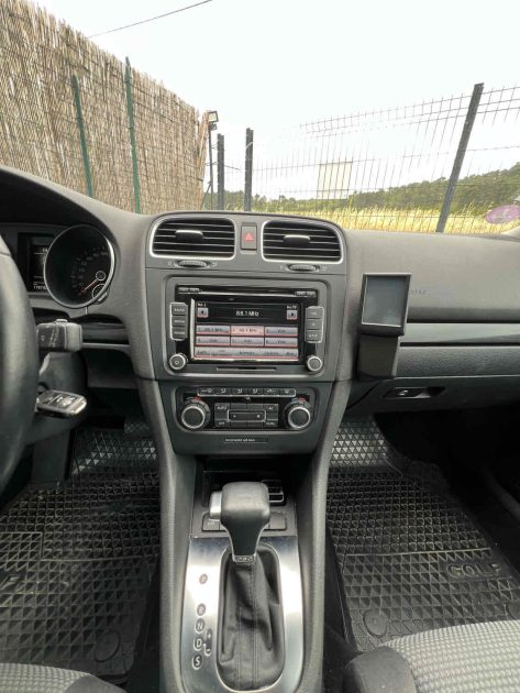 VOLKSWAGEN GOLF VI 2010