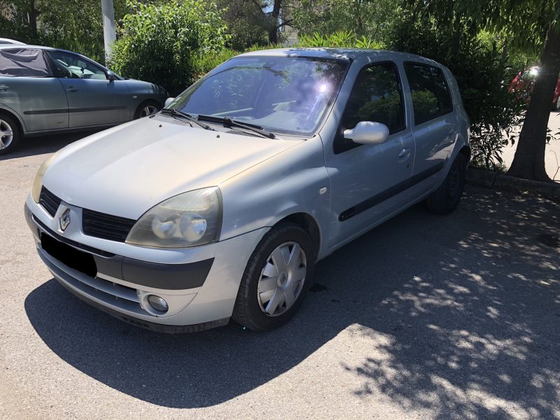 RENAULT CLIO 2004