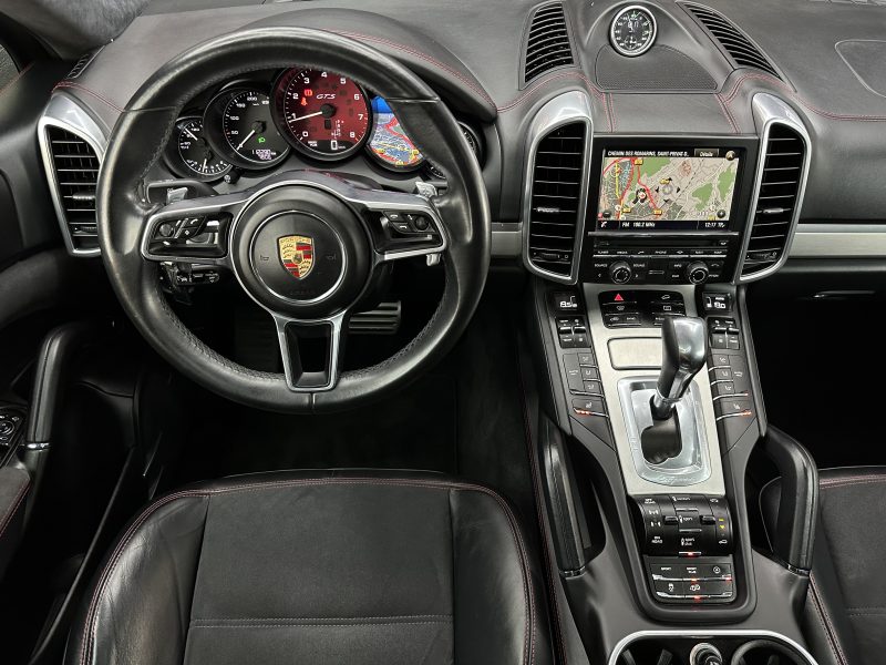 PORSCHE CAYENNE 2015