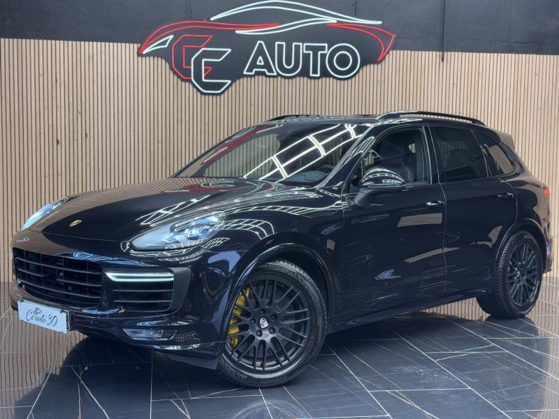 PORSCHE CAYENNE 2015