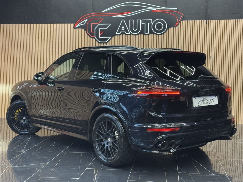 PORSCHE CAYENNE 2015