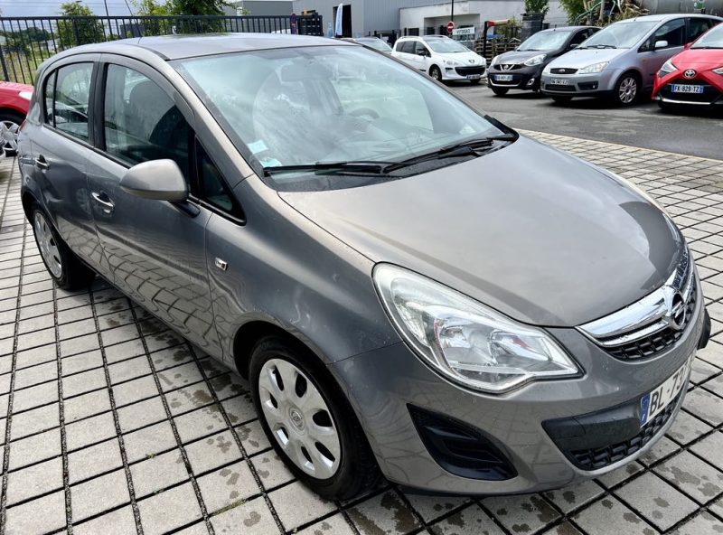 OPEL CORSA 1.2L COSMO 86ch