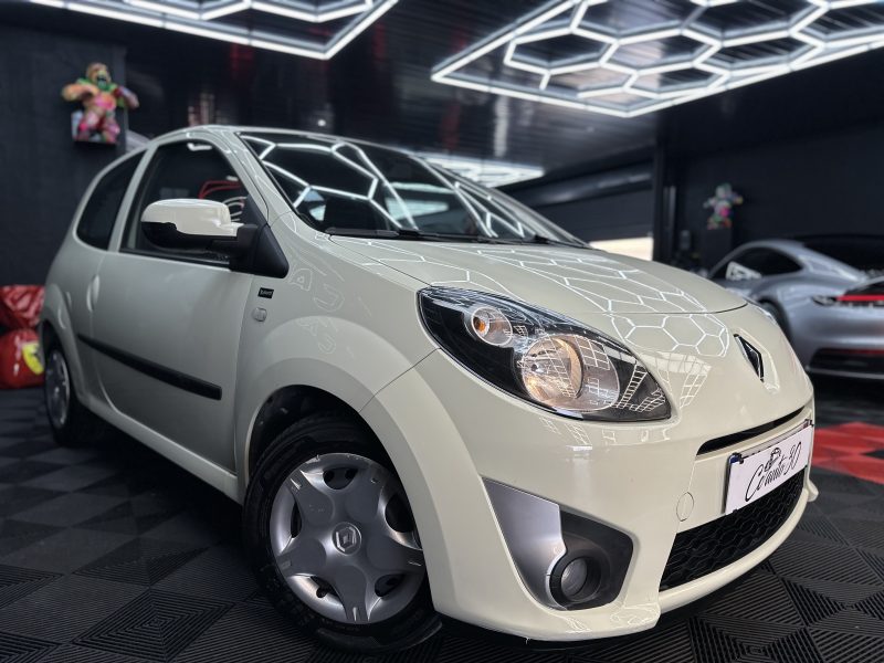 RENAULT TWINGO II 2011