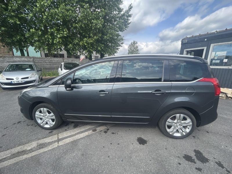 peugeot 5008 1.6 ehdi 115 cv garantie 