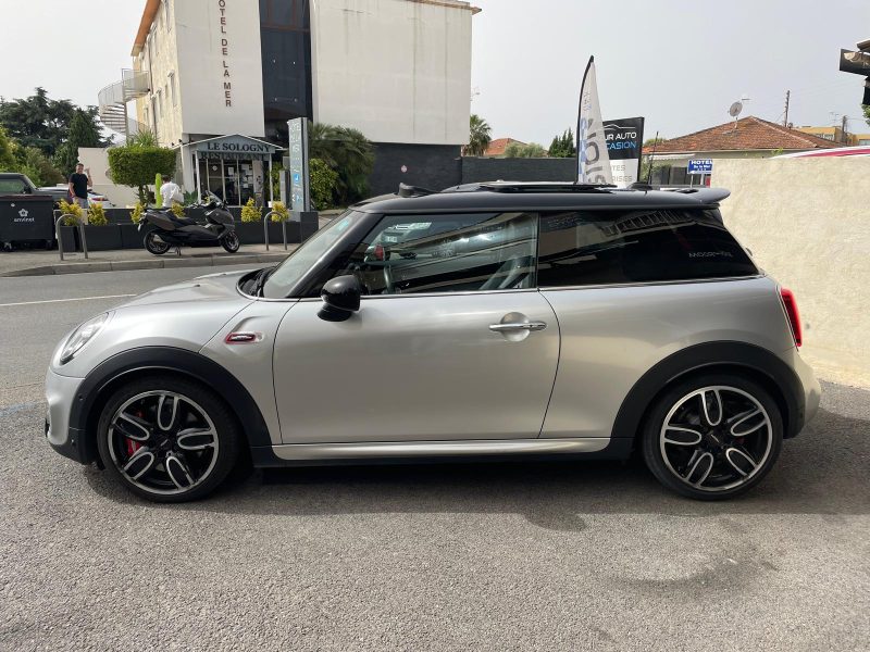 MINI MINI 2019