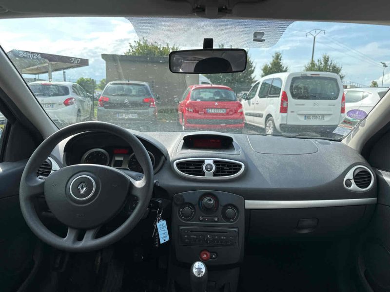 RENAULT CLIO III 2010