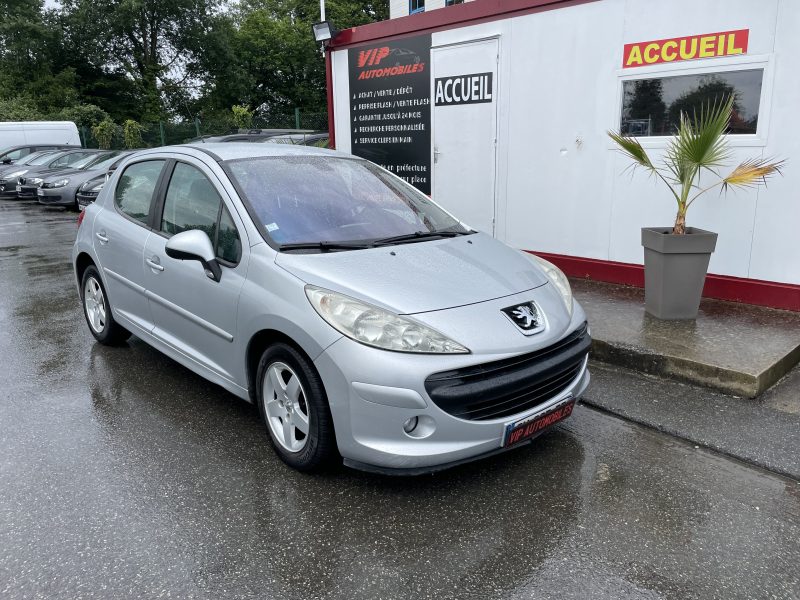 PEUGEOT 207 2006