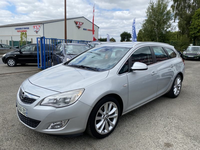 OPEL ASTRA J 1.7 CDT 110 Sports Tourer 