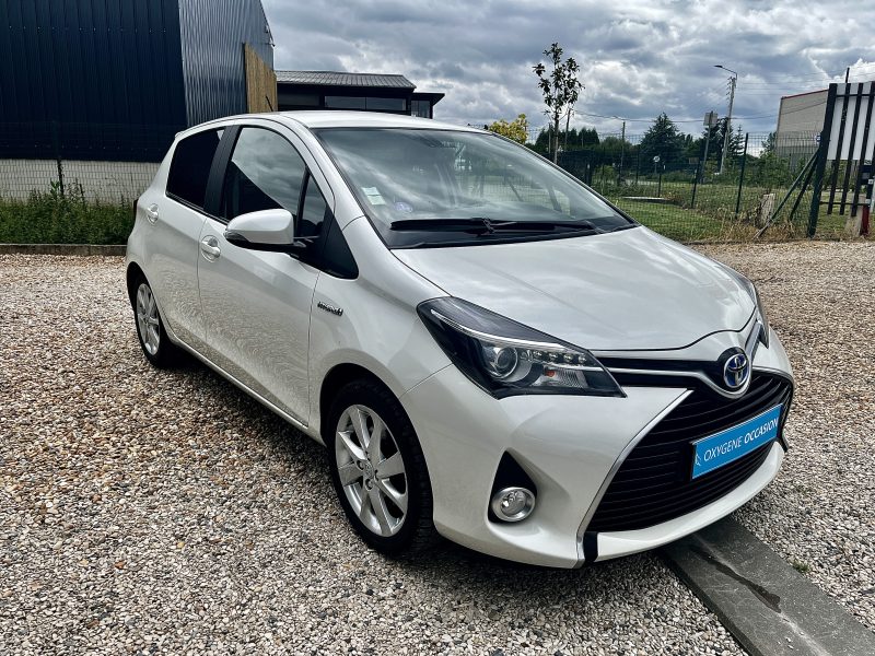 TOYOTA YARIS STYLE 04/2015