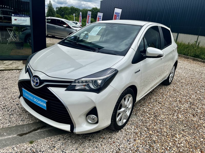 TOYOTA YARIS STYLE 04/2015